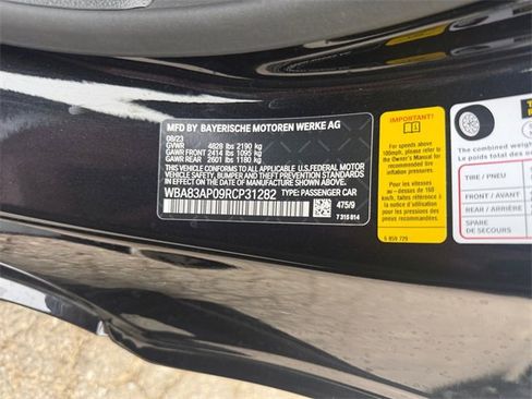 Used 2024 BMW M440i Coupe w/ Premium Package image 36