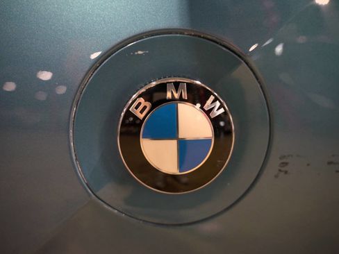 Used 2005 BMW Z4 2.5i image 34