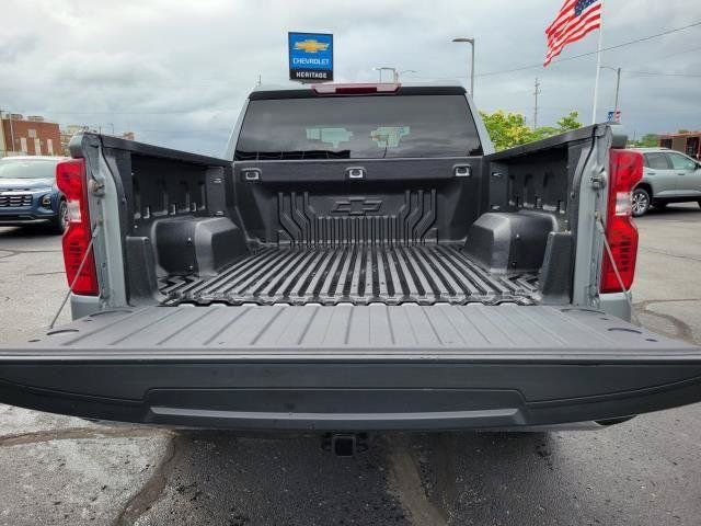 Used 2024 Chevrolet Silverado 1500 LT AWD/4WD image 24