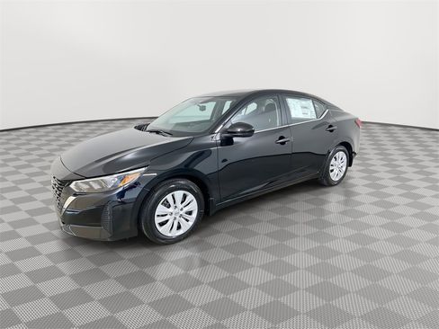New 2025 Nissan Sentra S image 4