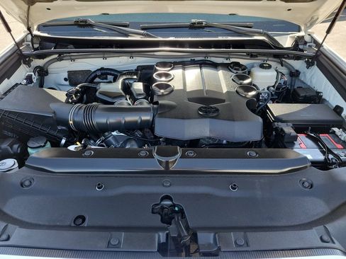 Used 2023 Toyota 4Runner SR5 Premium w/ Moonroof Package image 15