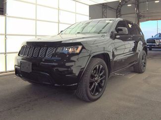 Used 2020 Jeep Grand Cherokee Altitude video 1
