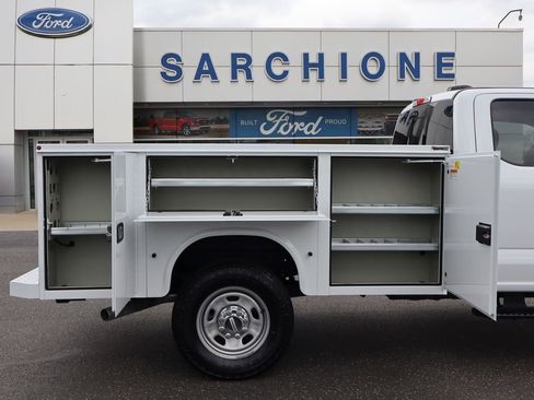 New 2026 Ford F350 XL w/ XL Chrome Package AWD/4WD image 4