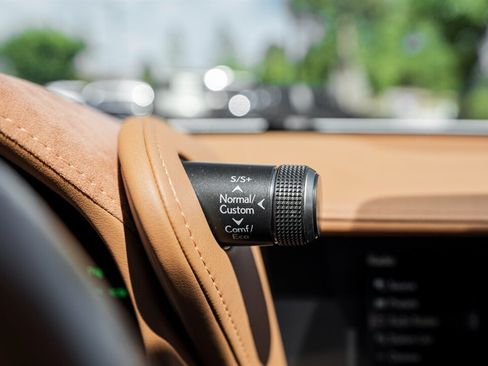 Used 2018 Lexus LC 500 Coupe RWD image 35