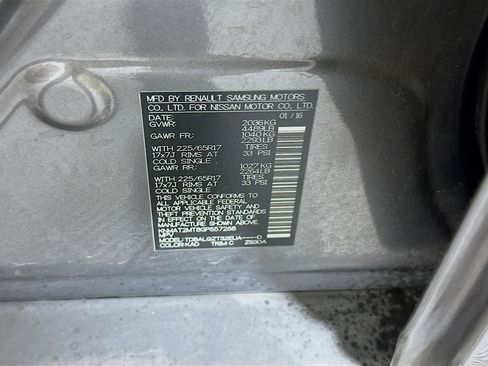 Used 2016 Nissan Rogue SV FWD image 12