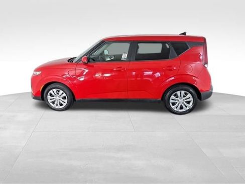 Certified 2022 Kia Soul LX FWD image 10