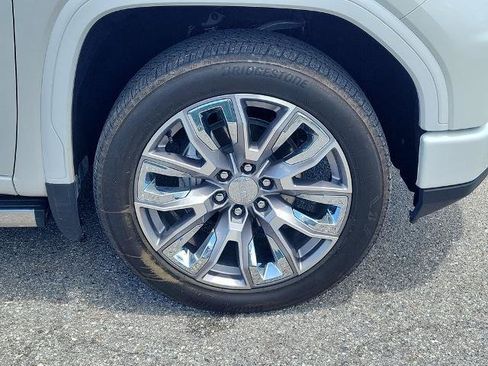 Used 2025 GMC Sierra 1500 Denali AWD/4WD image 7