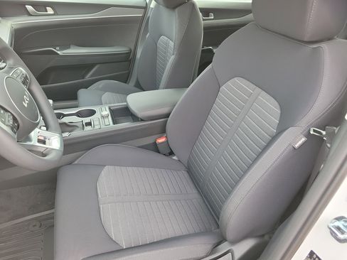 New 2026 Kia K5 LXS image 4