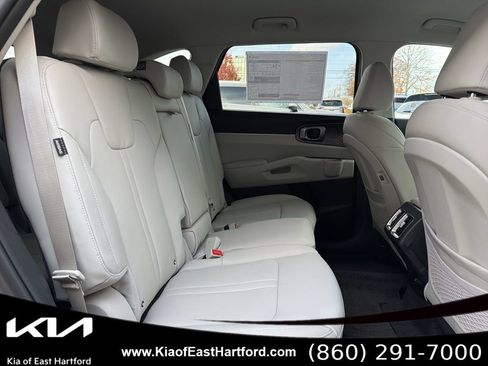 New 2026 Kia Sorento EX AWD/4WD image 16