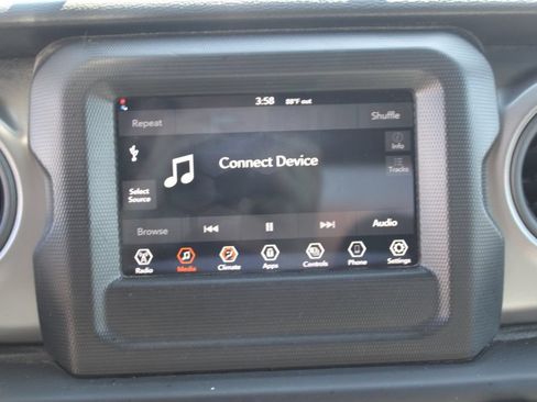 Used 2023 Jeep Wrangler Sport AWD/4WD image 19