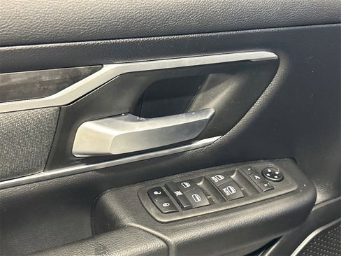 Used 2021 RAM 1500 Big Horn image 12