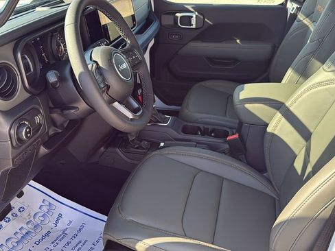 New 2026 Jeep Gladiator Mojave image 26