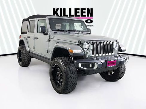 Used 2018 Jeep Wrangler Unlimited Sahara AWD/4WD image 1