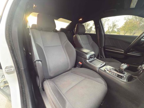 Used 2019 Dodge Charger SXT image 48