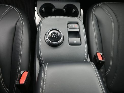 Used 2021 Ford Mustang Mach-E Premium image 22