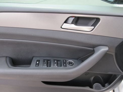 Used 2018 Hyundai Sonata Sport FWD image 20
