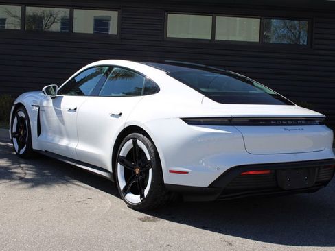 Used 2025 Porsche Taycan 4S AWD/4WD image 3