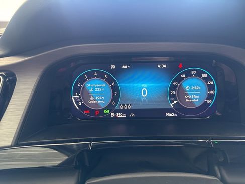 Used 2025 Volkswagen Atlas Cross Sport SE image 13