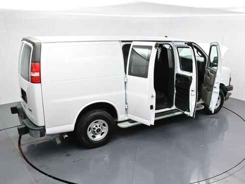 Used 2024 GMC Savana 2500 w/ Driver Convenience Package image 32
