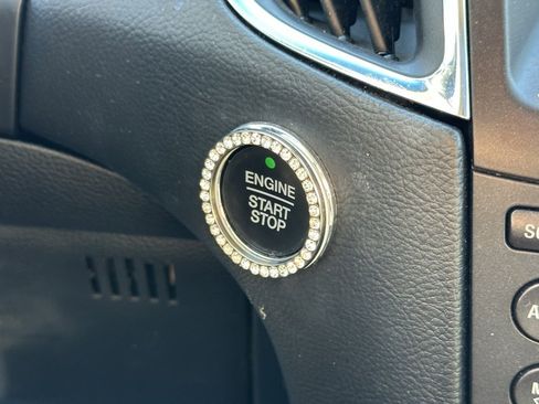 Used 2019 Ford Edge Titanium w/ Equipment Group 301A image 29