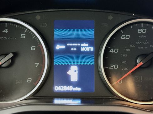 Used 2023 Mitsubishi Eclipse Cross LE image 14