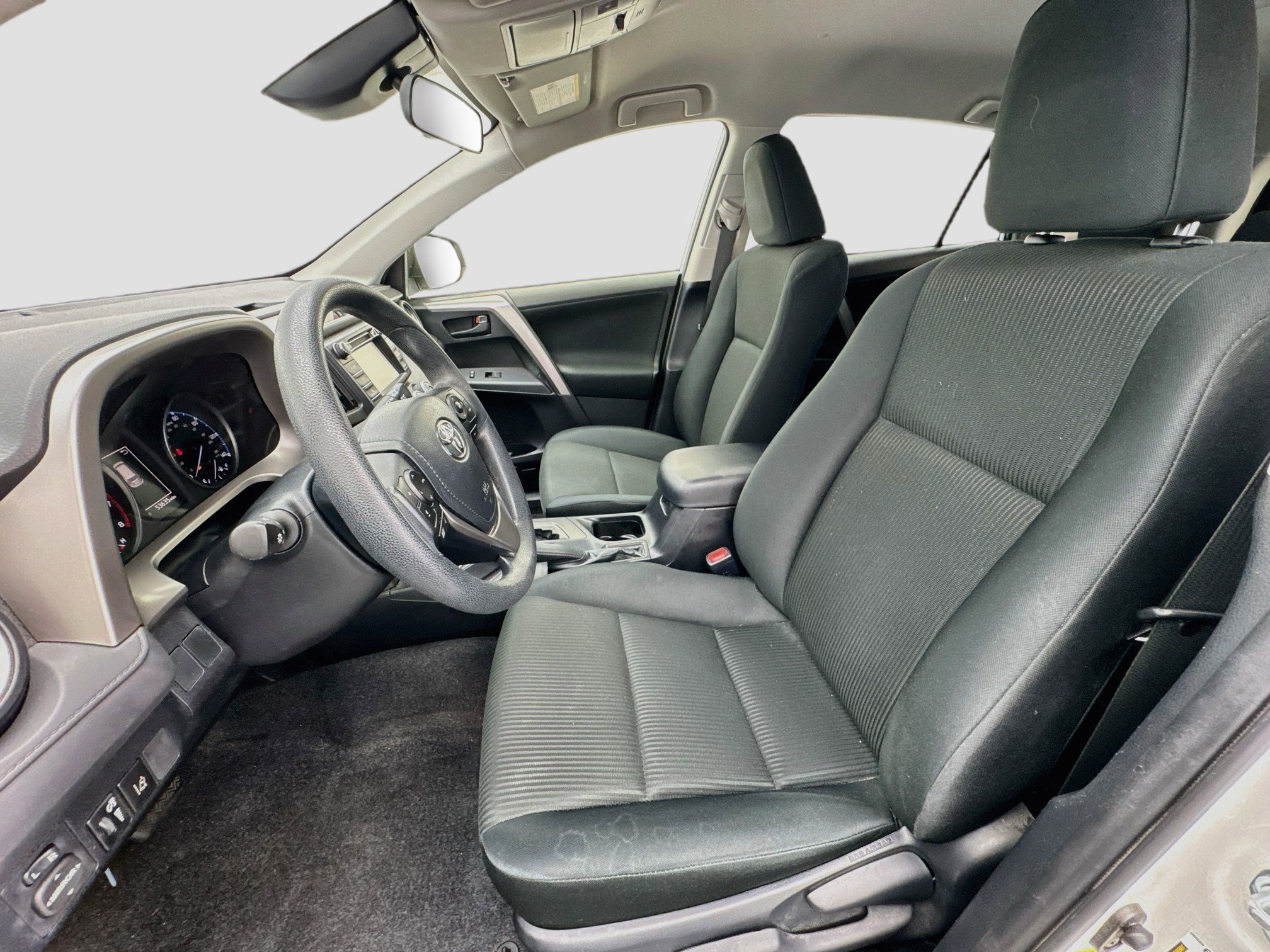 Used 2018 Toyota RAV4 LE w/ All Weather Liner Package FWD image 13