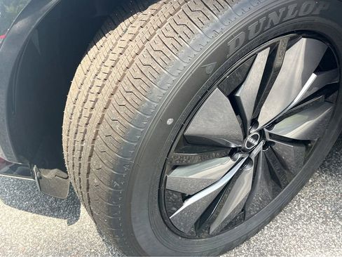 New 2023 Nissan Ariya FWD image 18