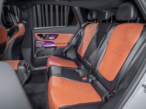 New 2026 Mercedes-Benz GLC 300 image 12