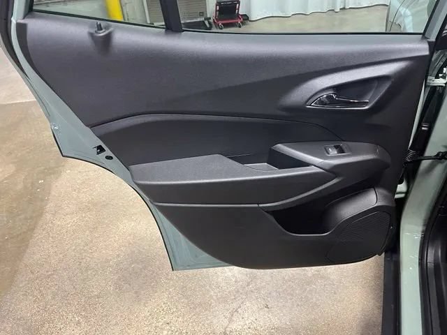 Used 2025 Chevrolet Trax ACTIV w/ Driver Confidence Package FWD image 25