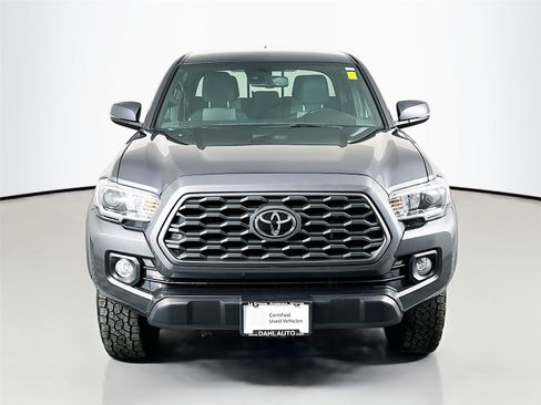 Used 2023 Toyota Tacoma TRD Off-Road image 3