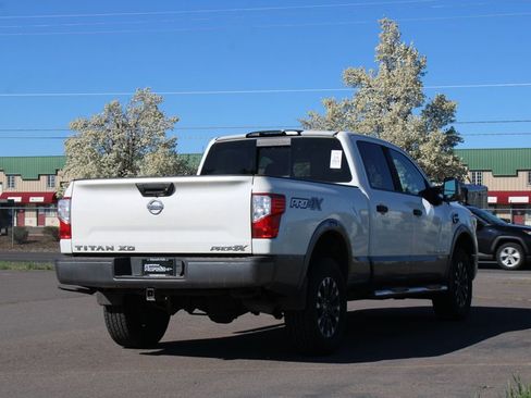 Used 2018 Nissan Titan PRO-4X AWD/4WD image 6