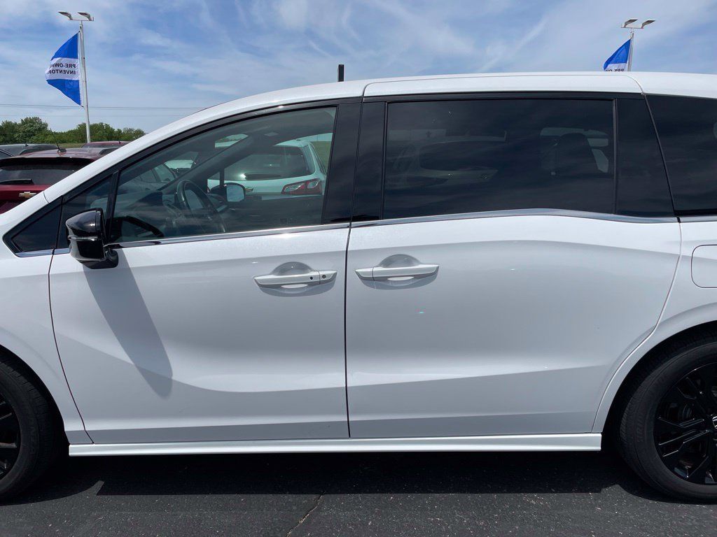 Used 2025 Honda Odyssey Sport-L image 39