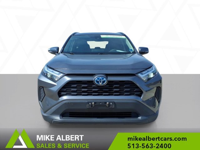 Used 2023 Toyota RAV4 XLE AWD/4WD image 2