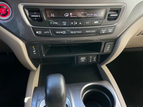 Used 2017 Honda Pilot EX-L image 19