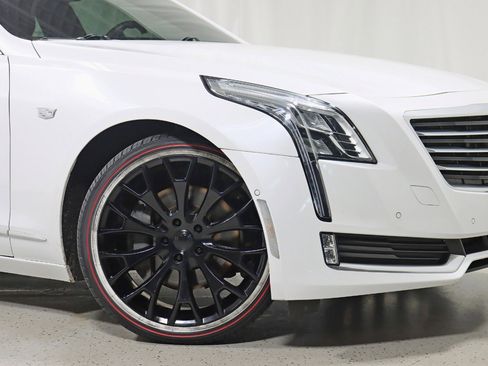 Used 2016 Cadillac CT6 Luxury image 5