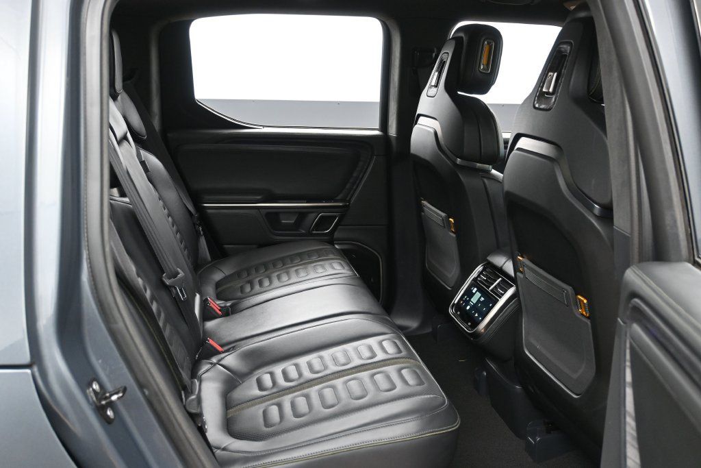 Used 2022 Rivian R1T Launch Edition AWD/4WD image 22