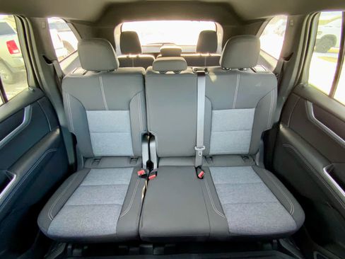 New 2026 GMC Acadia Elevation w/ LPO, Floor Liner Package image 32