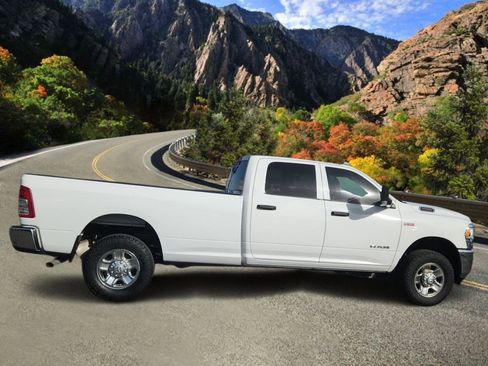 Used 2022 RAM 2500 Tradesman w/ Chrome Appearance Group image 2