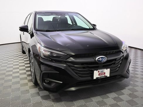 Used 2023 Subaru Legacy Limited image 9