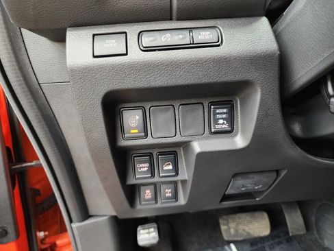 Used 2025 Nissan Frontier PRO-4X w/ Pro Convenience Package image 21