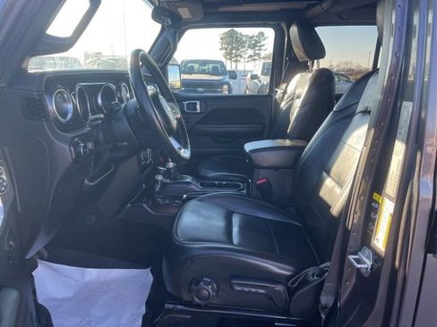Used 2021 Jeep Wrangler Unlimited Sahara image 10