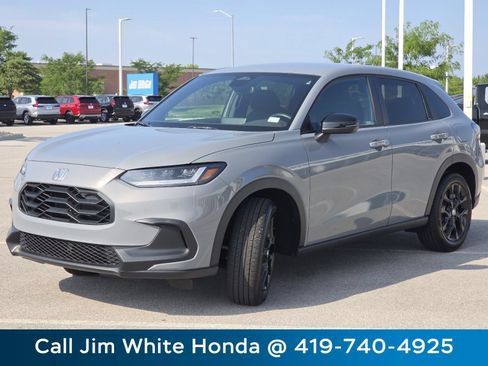 Used 2024 Honda HR-V Sport image 14