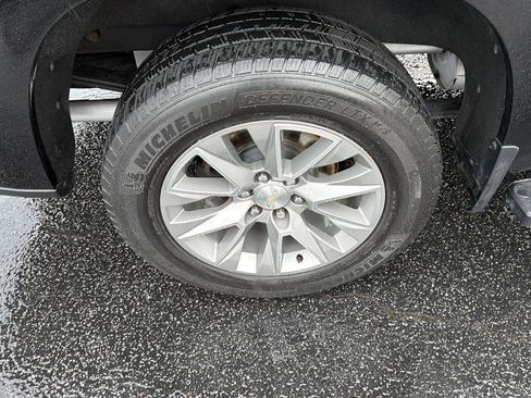 Used 2020 Chevrolet Silverado 1500 High Country w/ Z71 Off-Road Package AWD/4WD image 40