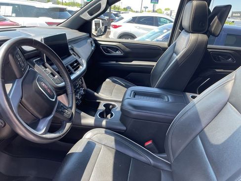 Used 2021 GMC Yukon SLT w/ SLT Luxury Plus Package AWD/4WD image 3