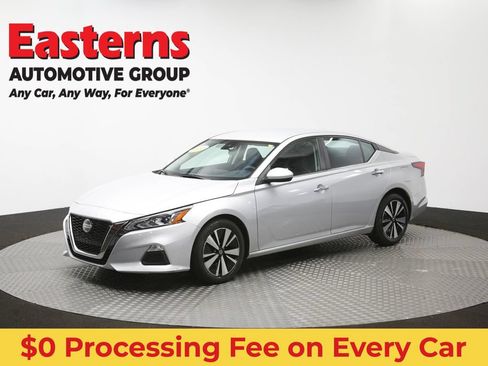 Used 2022 Nissan Altima 2.5 SV FWD image 56