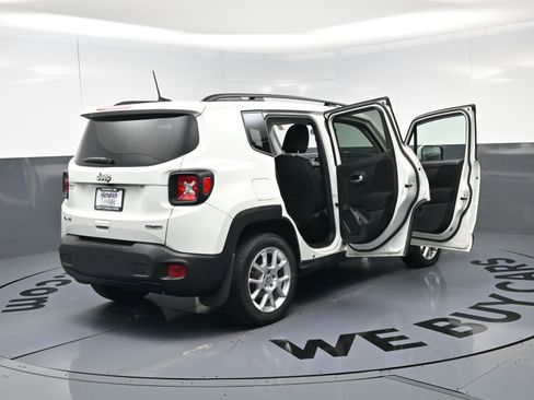 Used 2021 Jeep Renegade Latitude AWD/4WD image 26