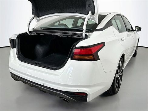 Used 2022 Nissan Altima 2.5 SR image 25