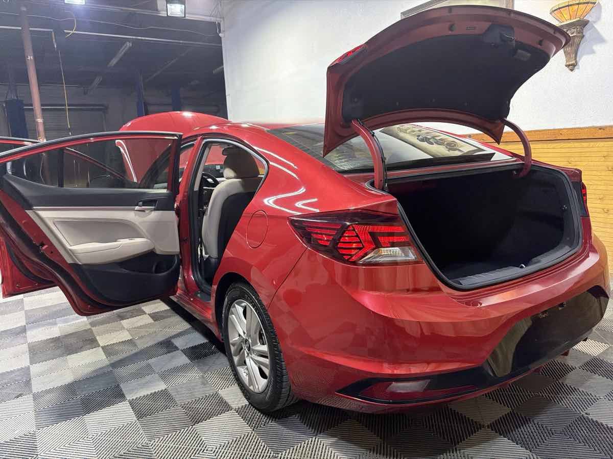 Used 2019 Hyundai Elantra Value Edition FWD image 14