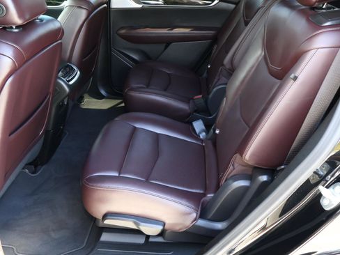 Certified 2024 Cadillac XT6 Premium Luxury image 26