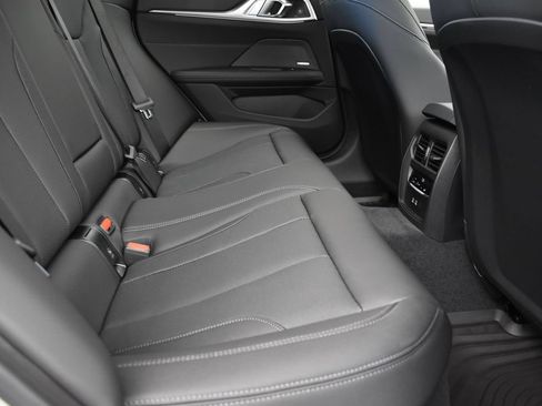 Used 2026 BMW 430i w/ M Sport Package RWD image 22